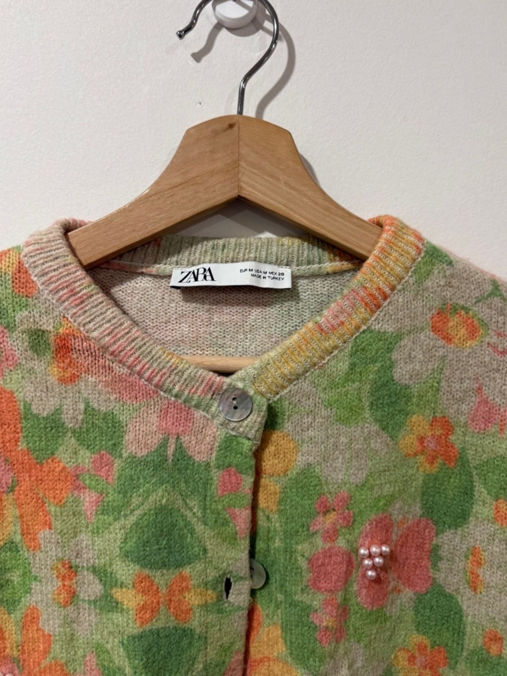 ZARA Floral Knit Cardigan Pearl Detail Size M - Picture 5 of 11